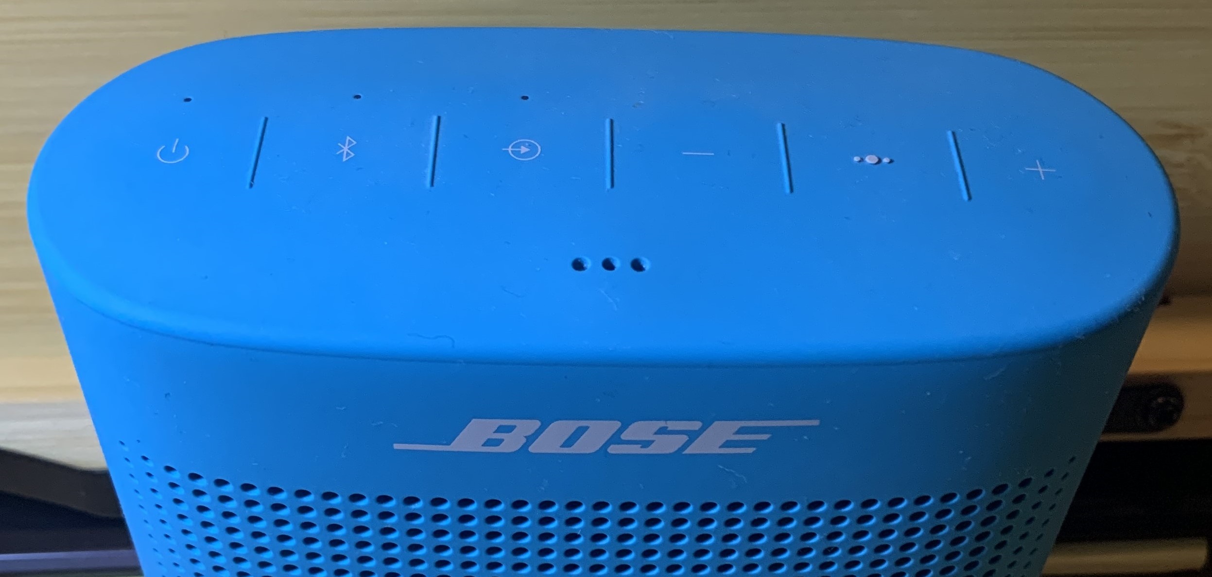 旅行・出張におすすめ「BOSE SoundLink Color Bluetooth speaker II